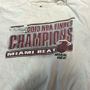 Vintage 2013 Heat champion tee roughly a extra large, or a slightly bigger large